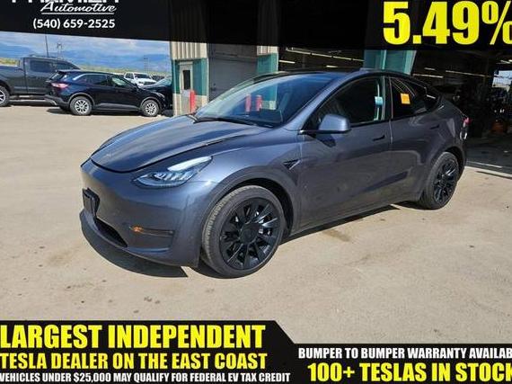 TESLA MODEL Y 2022 7SAYGDEE1NA014461 image